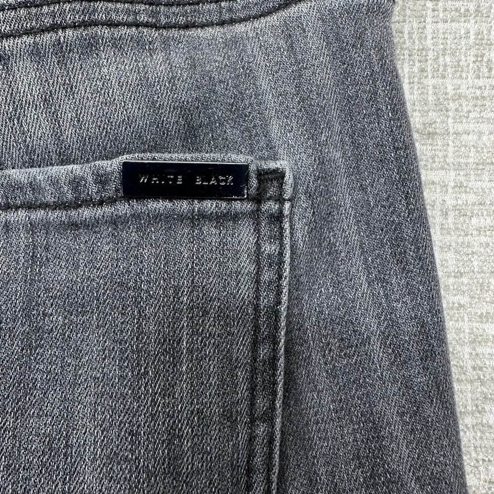 White House Black Market Jeans Womens 4 Gray‎ High Rise Straight Studded Trim